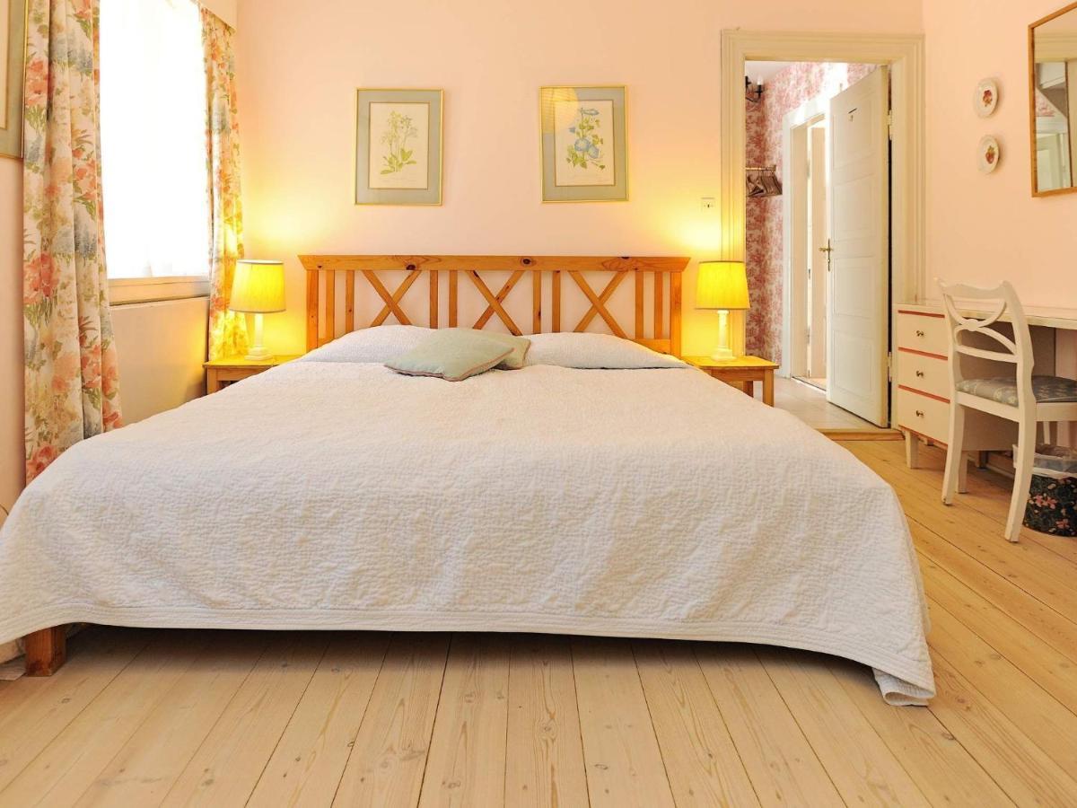 12 Person Holiday Home In Ullerslev المظهر الخارجي الصورة